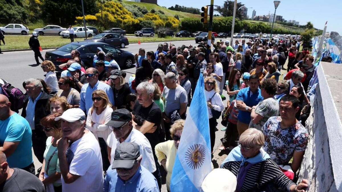 Marcha en Mar del Plata por el ARA San Juan (Reuters)