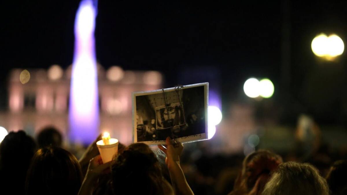 Marcha por Santiago Maldonado en Plaza de Mayo (Reuters)