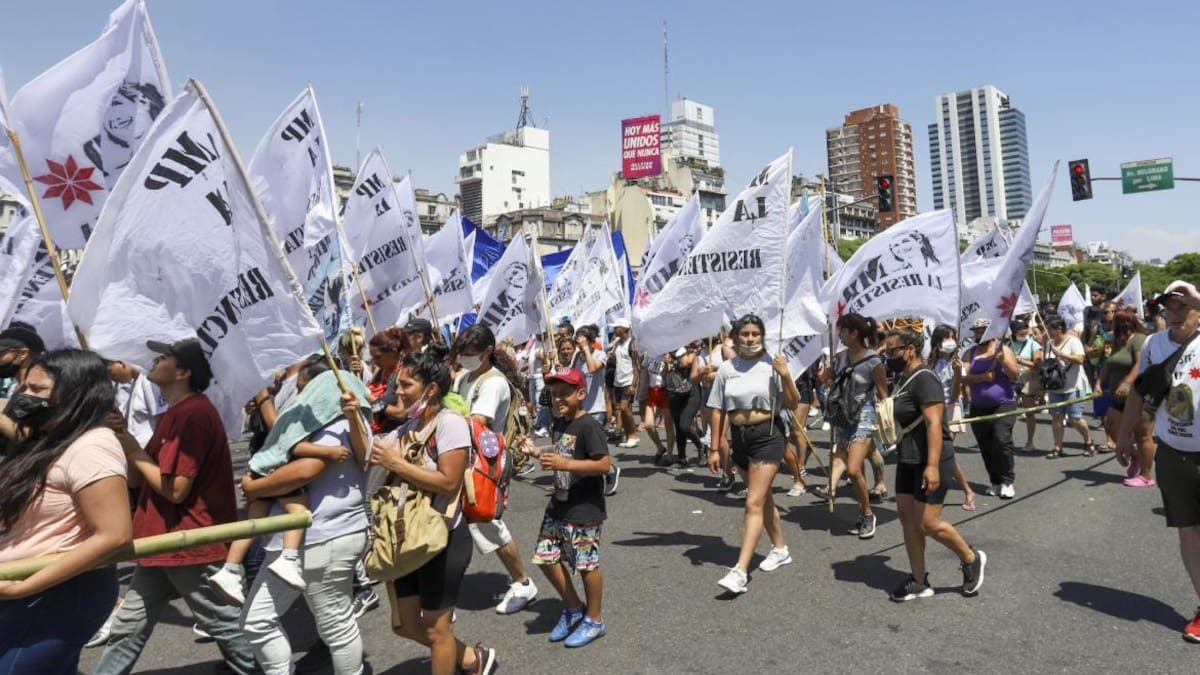 Marchas y protestas en el centro porteño, a 20 años del estallido social de 2001 , NA