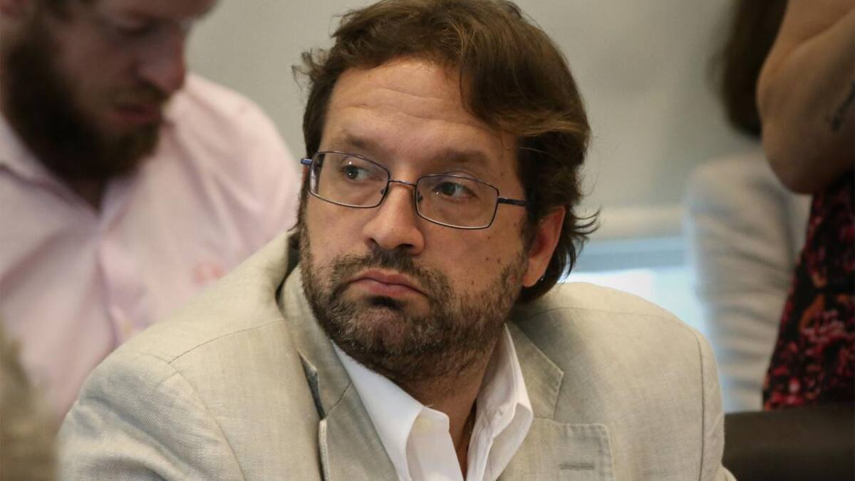 Marco Lavagna - Política