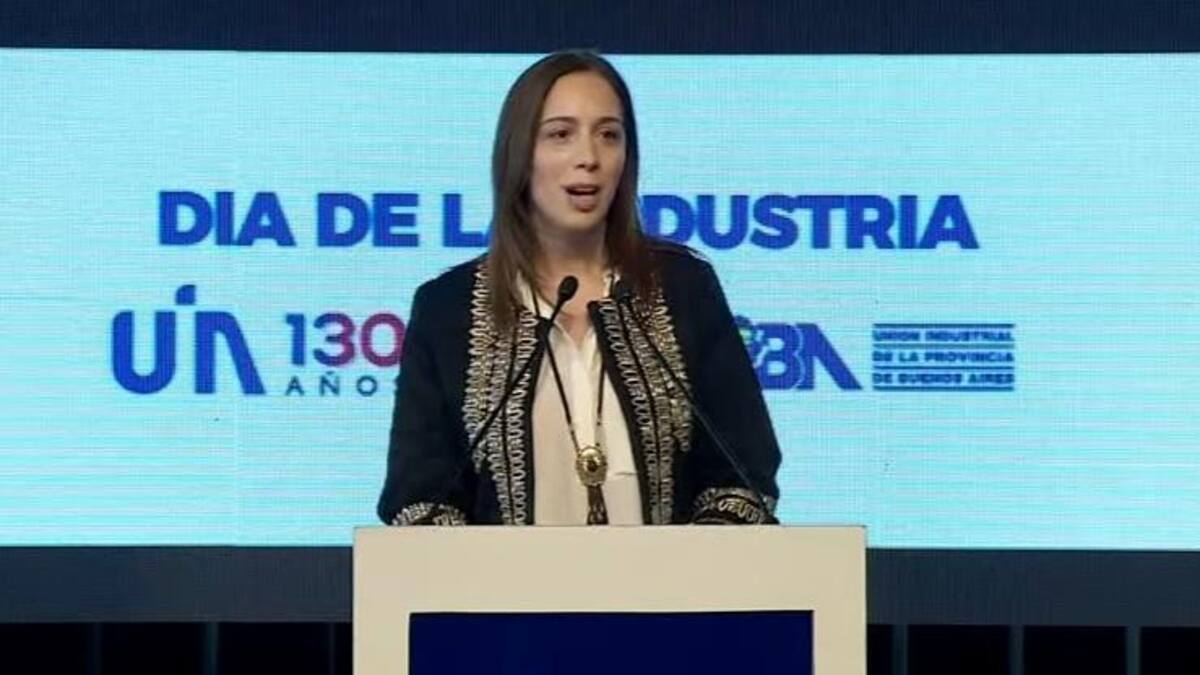 María Eugenia Vidal en acto de la UIA