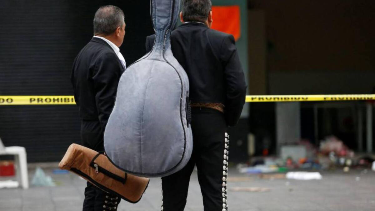 Mariachis - ataque a los tiros