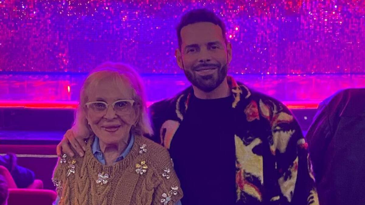 Mariano Caprarola junto a su mamá. Foto: Instagram/caprarolamariano.