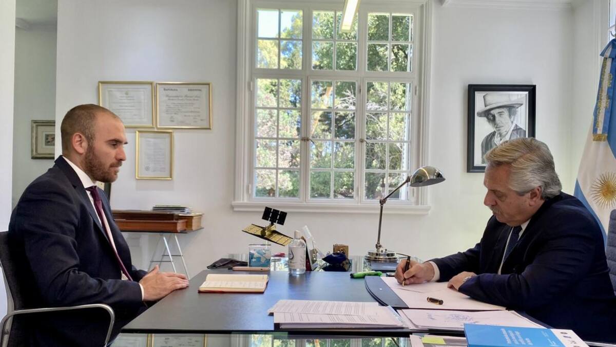 Récord histórico: la deuda pública volvió a subir fuerte en diciembre y ascendió a USD 363.362 millones