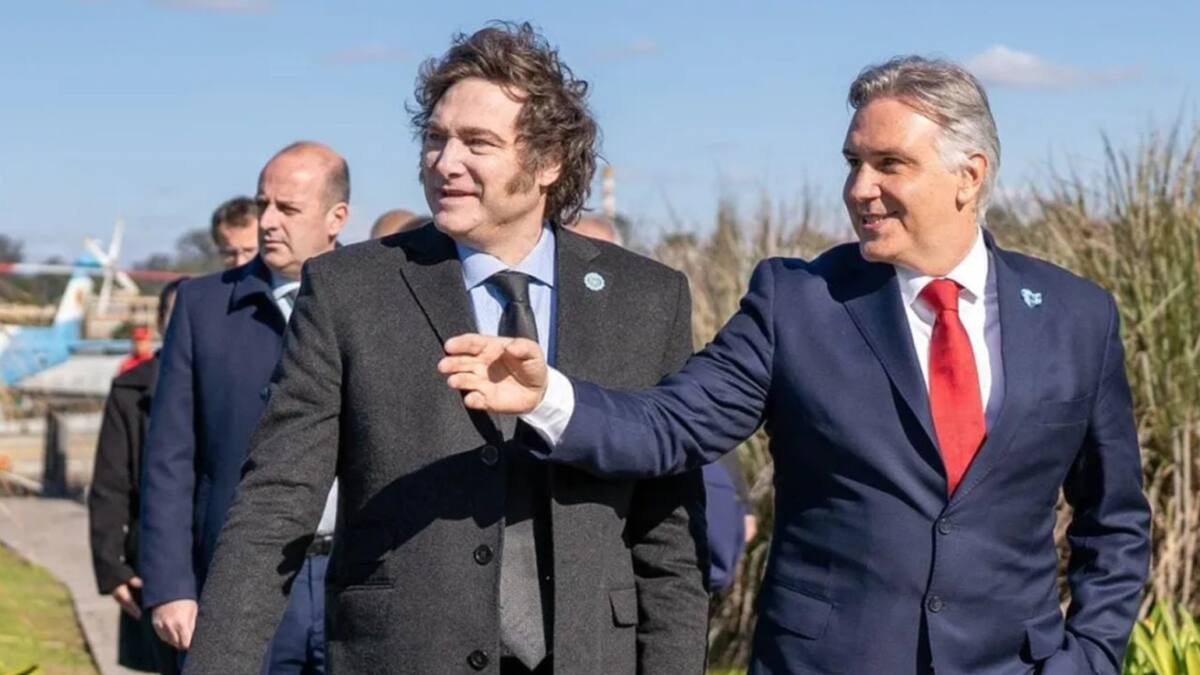 Martín Llaryora y Javier Milei.