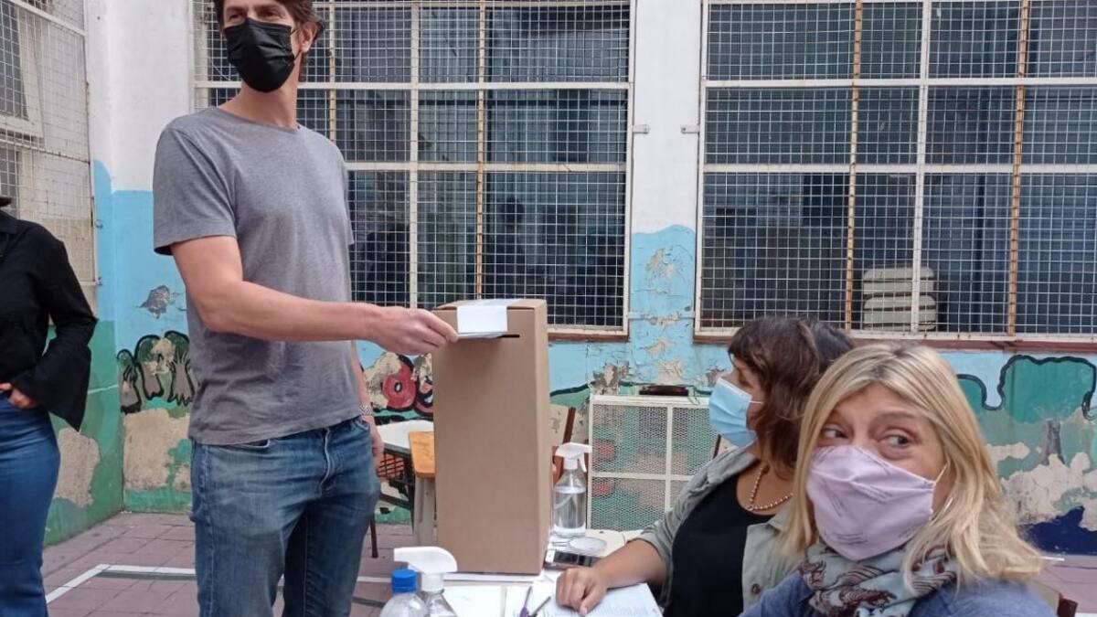 Martín Lousteau, senador, Juntos por el Cambio, elecciones de la UCR, Foto NA