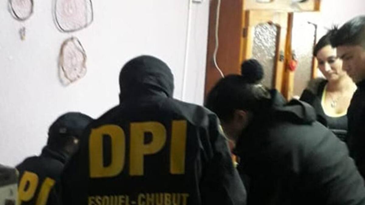 Masajista erótica filmaba sesiones para extorsionar