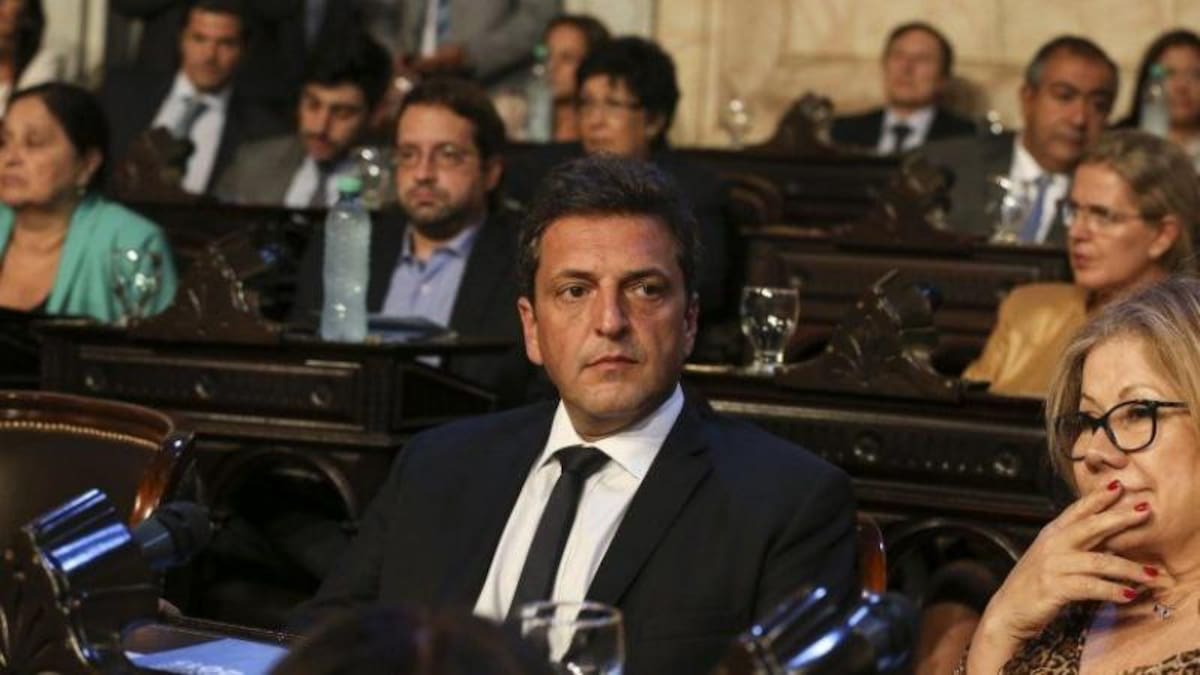 Massa - Política