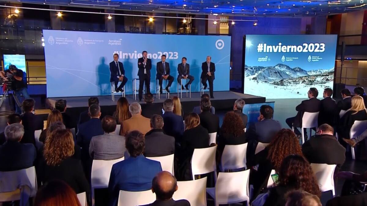 Massa y Lammens encabezaron el lanzamiento de la temporada alta de invierno 2023