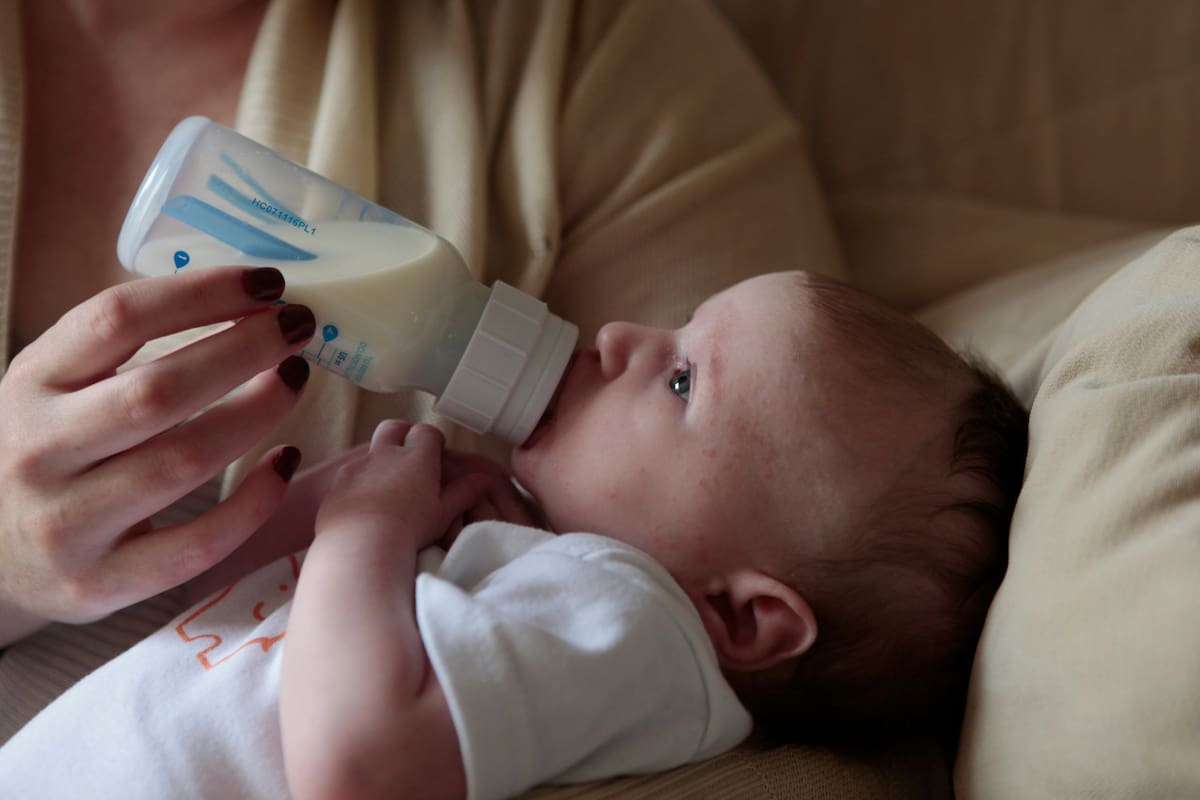 Maternidad, lactancia, bebé, salud. Foto: Unsplash