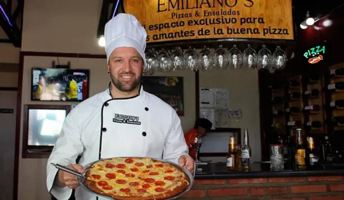 Matías Vuoso, el ex futbolista que es dueño de una pizzería. Foto: Instagram @emilianospizzasyensaladas