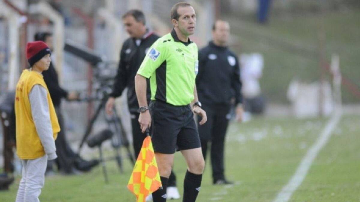 Mauricio Espinosa - Juez de línea