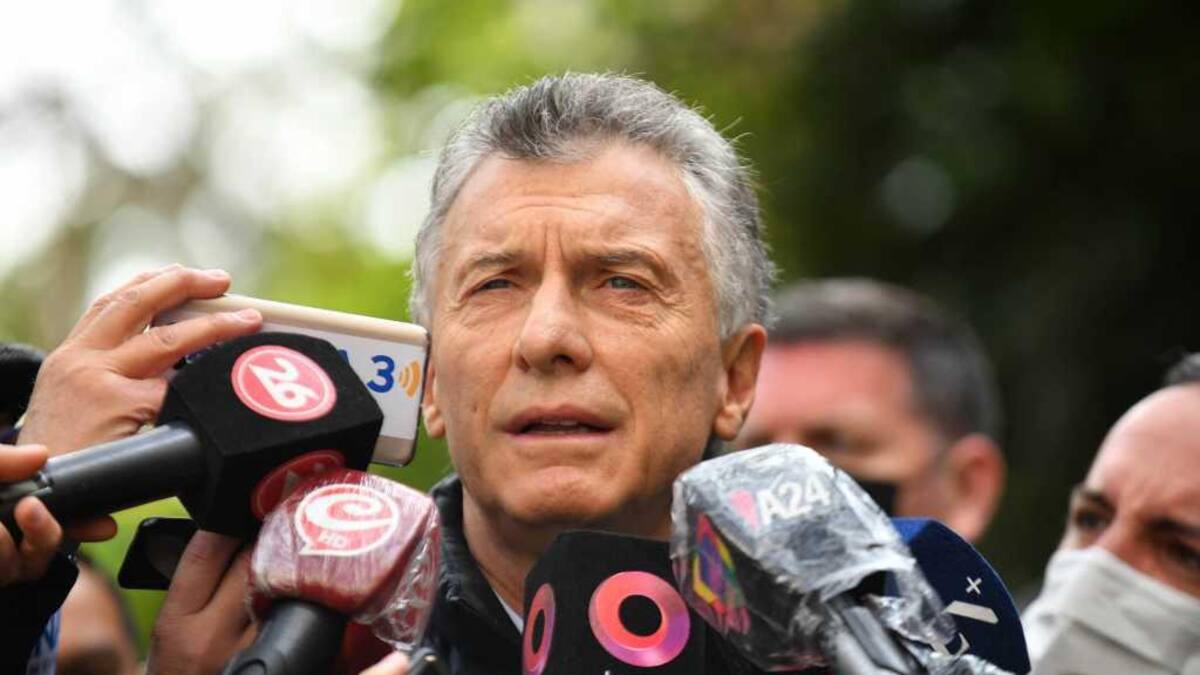 Mauricio Macri en conferencia tras emitir su voto, PASO 2021, NA