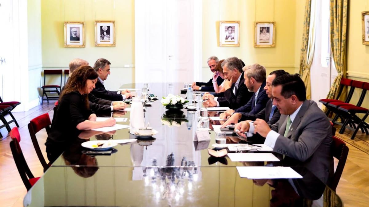 Mauricio Macri, Gobierno, reunión de Gabinete, política, NA