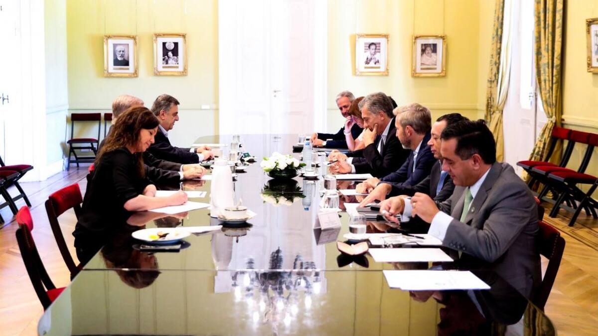 Mauricio Macri, Gobierno, reunión de Gabinete, política, NA
