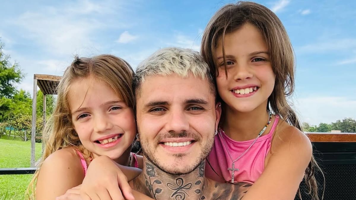 Mauro Icardi y Francesca e Isabella, sus dos hijas. Foto: Instagram.