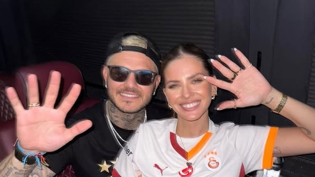 Mauro Icardi y la China Suárez con la camiseta de Galatasaray. Foto: Instagram @sangrejaponesa.