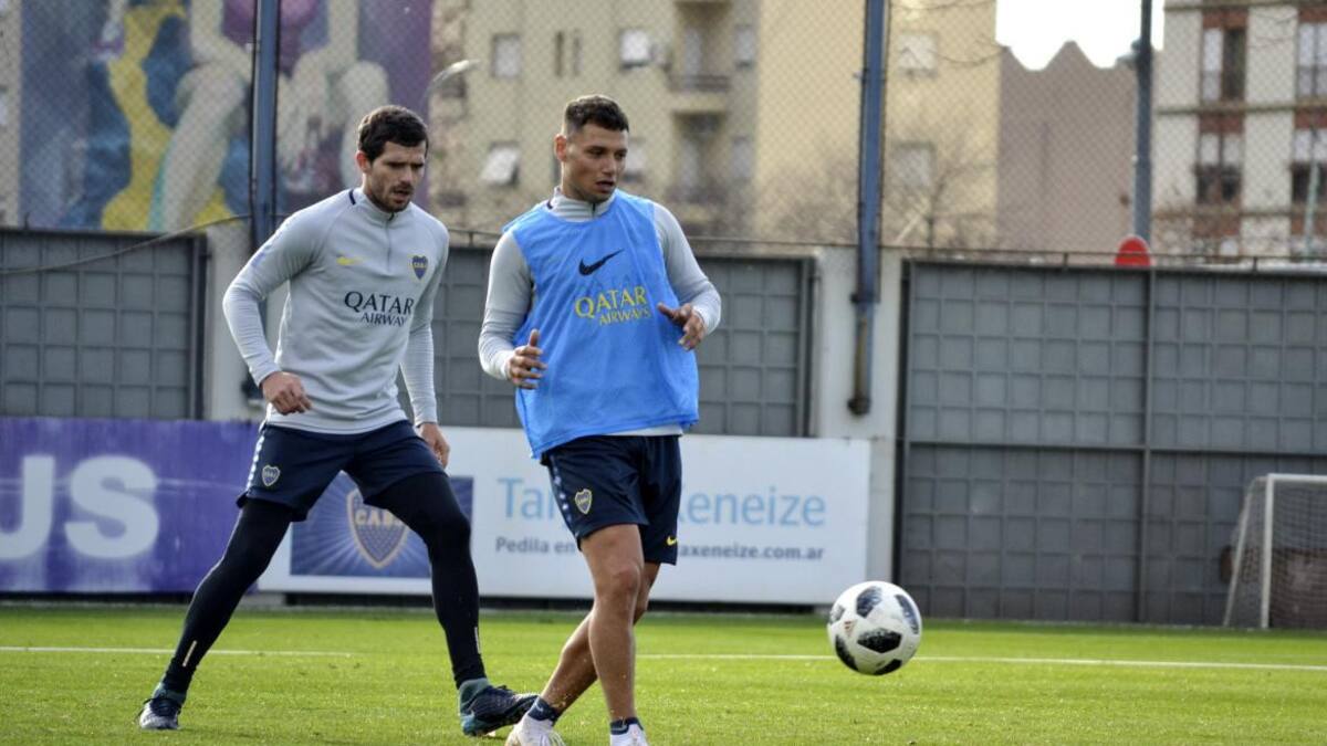 Mauro Zárate, entrenamiento de Boca, Agencia NA