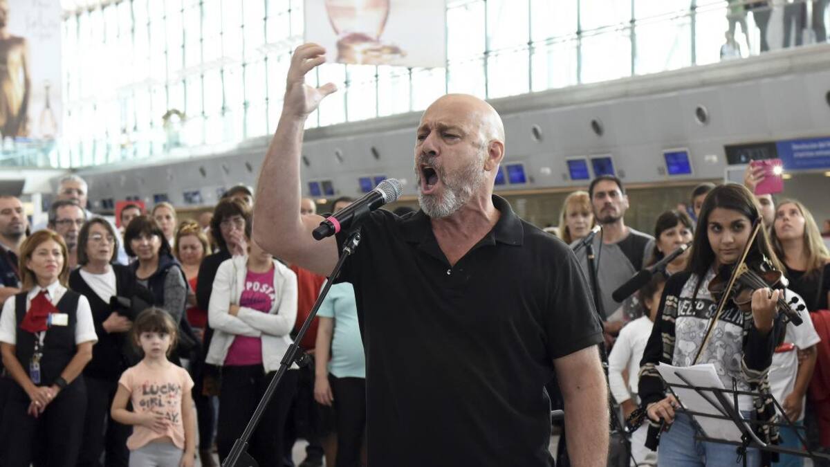 Mavinas - Darío Volonté y Orquesta Juvenil de Aeropuerto Argentina 2000 - Aeropuerto de Ezeiza