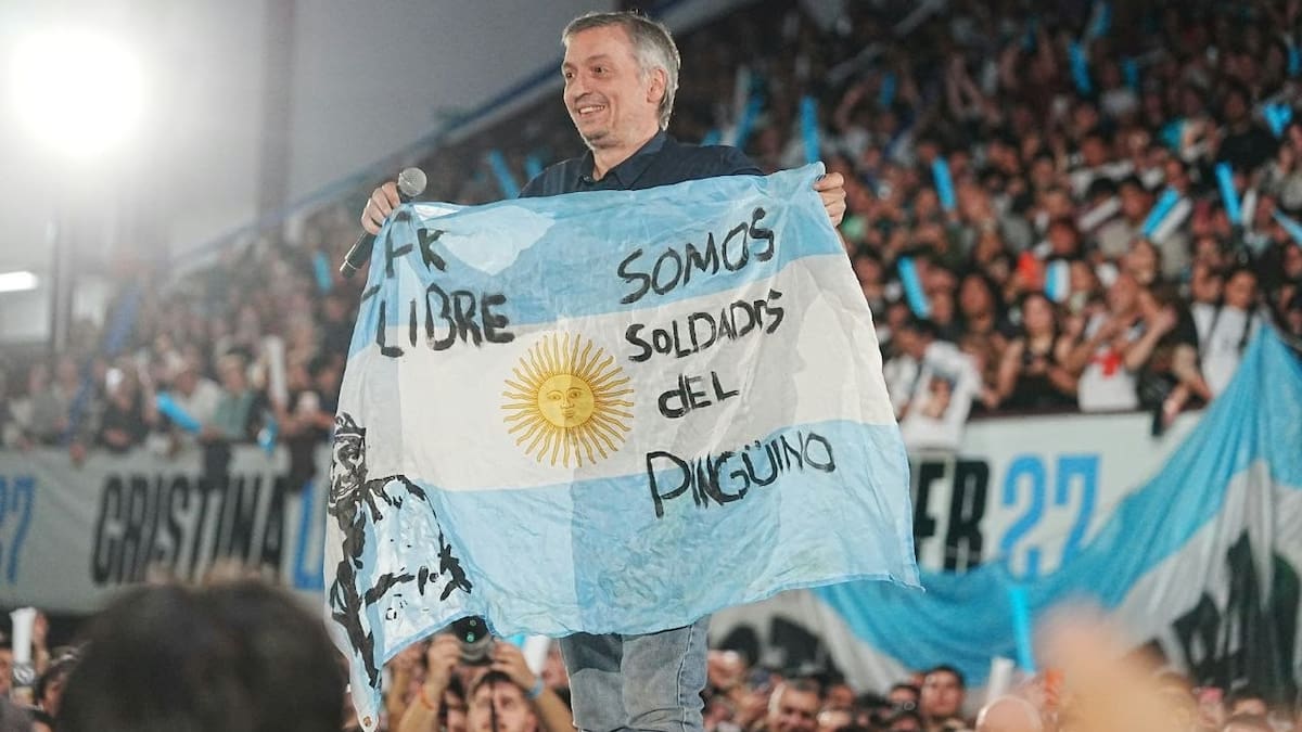 Máximo Kirchner apuntó contra Milei, defendió a Cristina y pidió unidad al peronismo de cara a 2027.