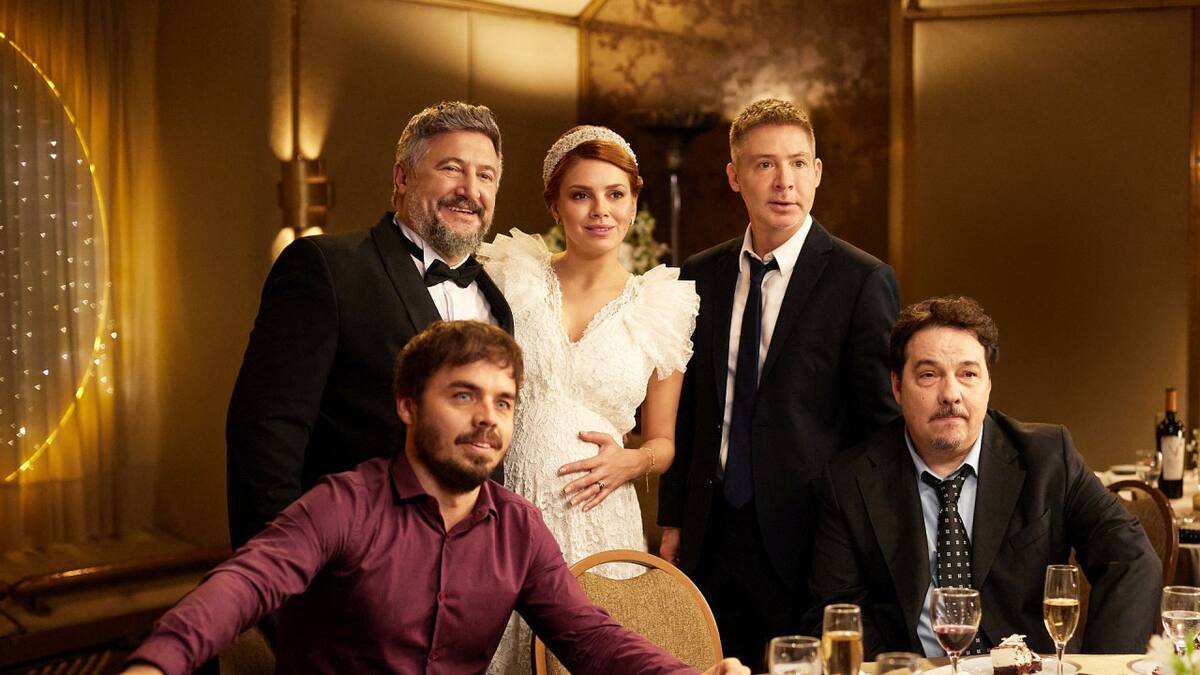 Un Adrián Suar desconocido, humano y falible, se descubre en Mazel Tov, la película que protagoniza y dirige