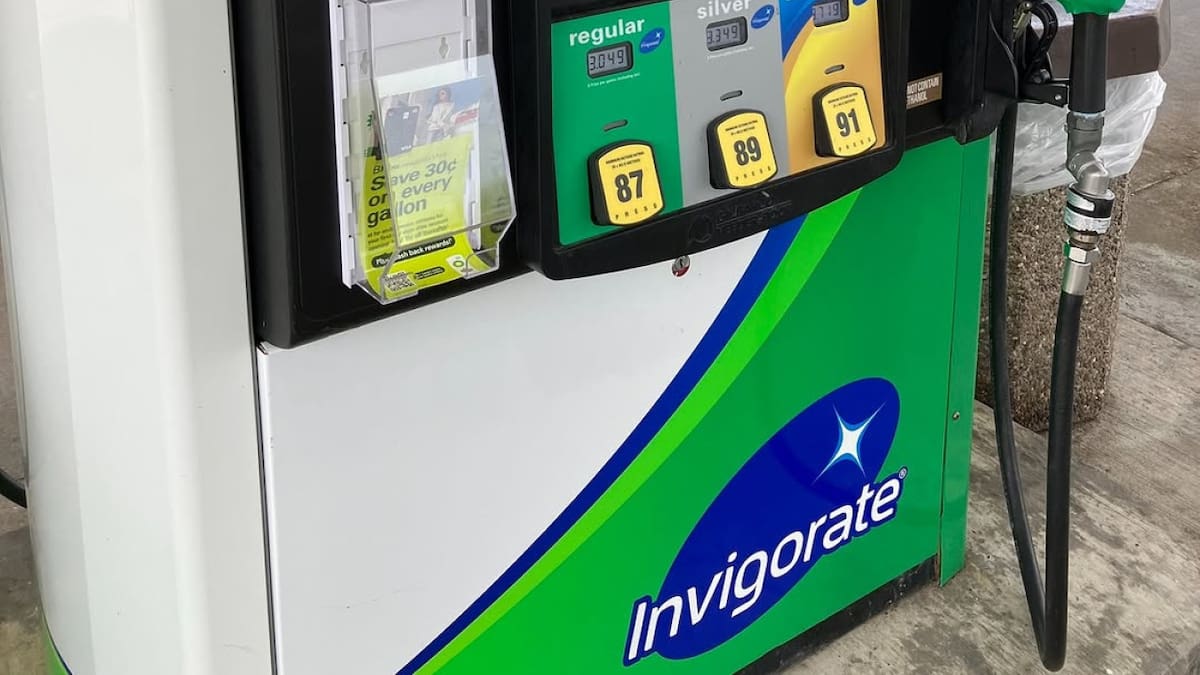 Una reconocida cadena de gasolineras se declaró en quiebra. Foto: Instagram @themegacoop