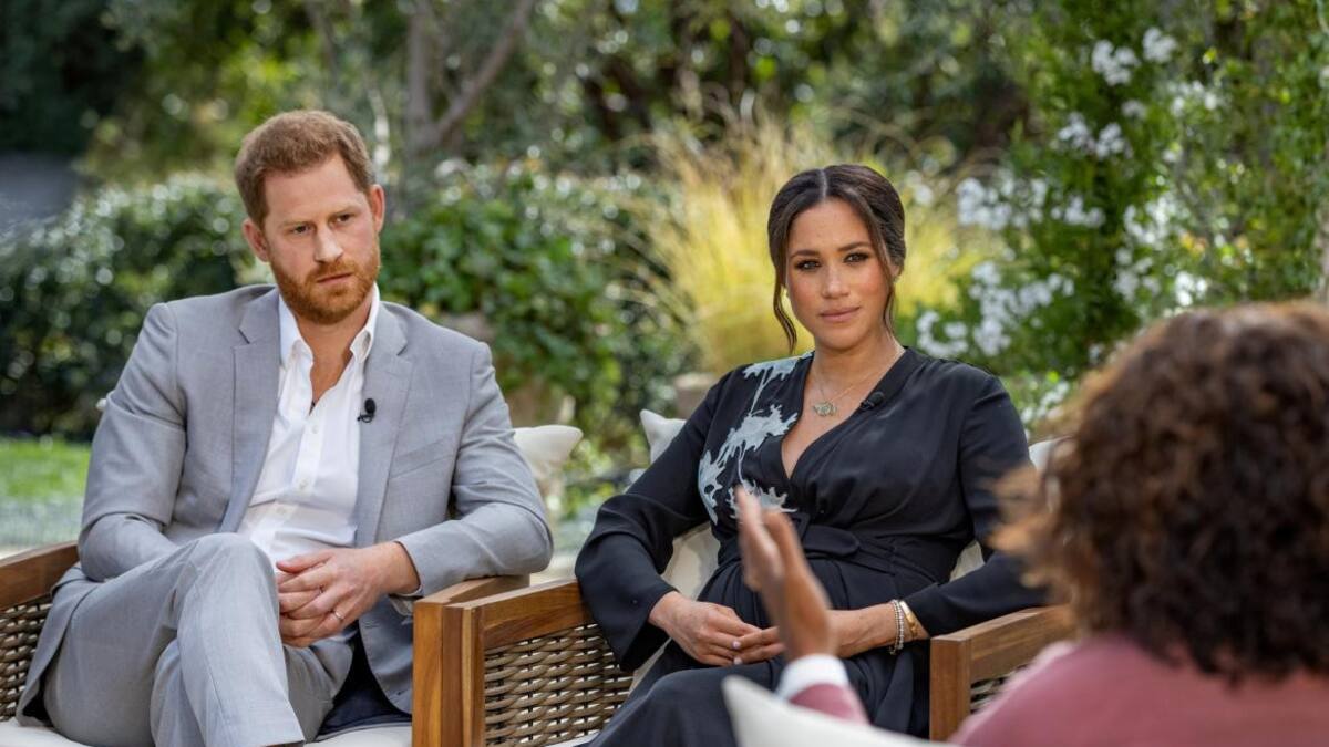 Meghan Markle y el príncipe Harry con Oprah Winfrey, REUTERS