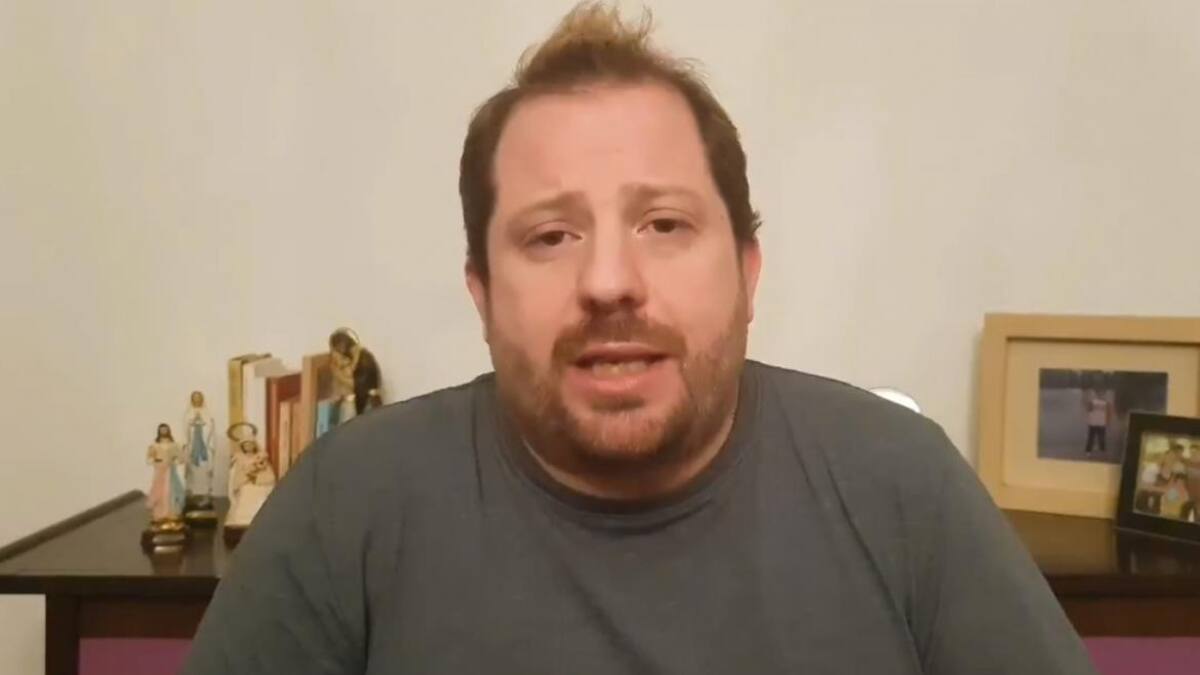 Mensaje de Ottavis sobre fueros en Twitter