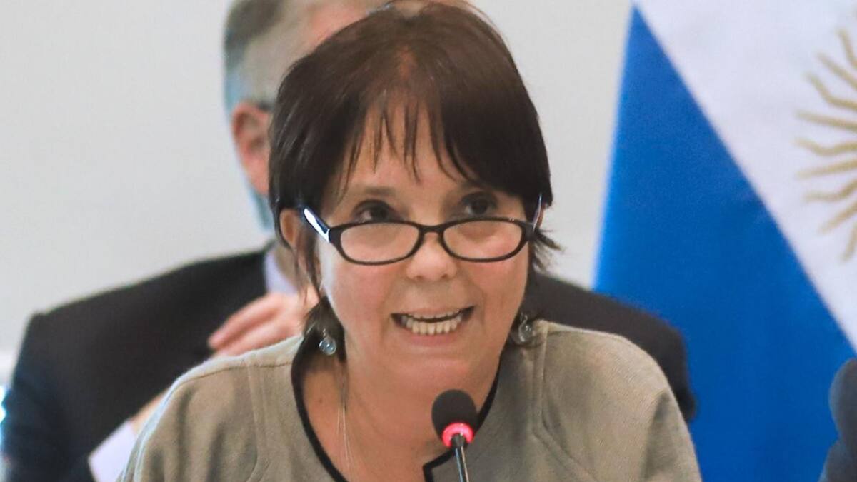 Mercedes Marco del Pont, AGENCIA NA