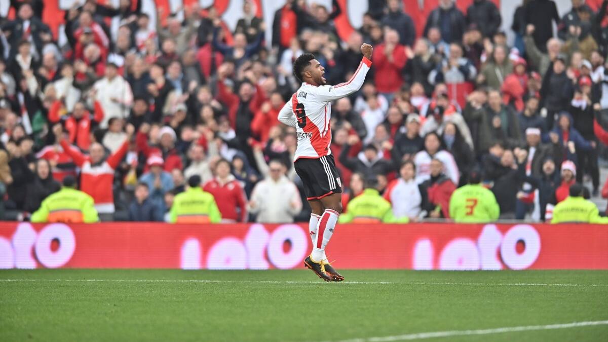 Miguel Borja; River Plate vs. Lanús. Foto: X @RiverPlate.