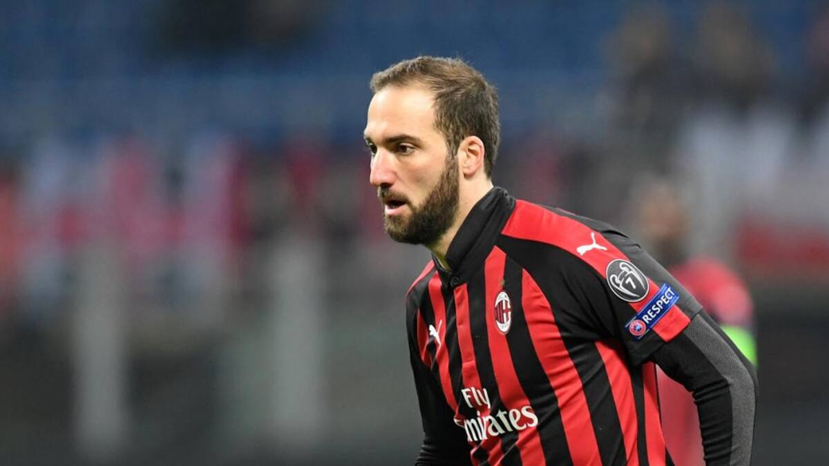 Milan vs. Dudelange, Europa League, Fútbol, Gonzalo Higuaín