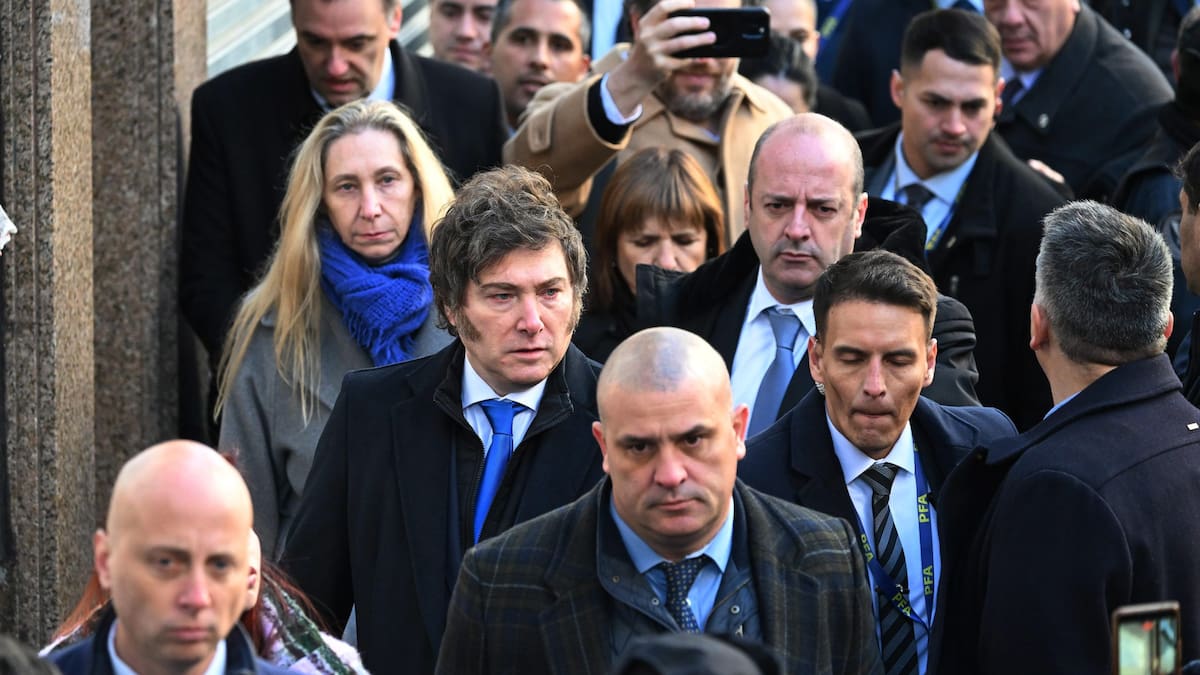 Javier Milei participa del acto por los 32 años del atentado a la AMIA: homenaje, memoria y reclamo de justicia