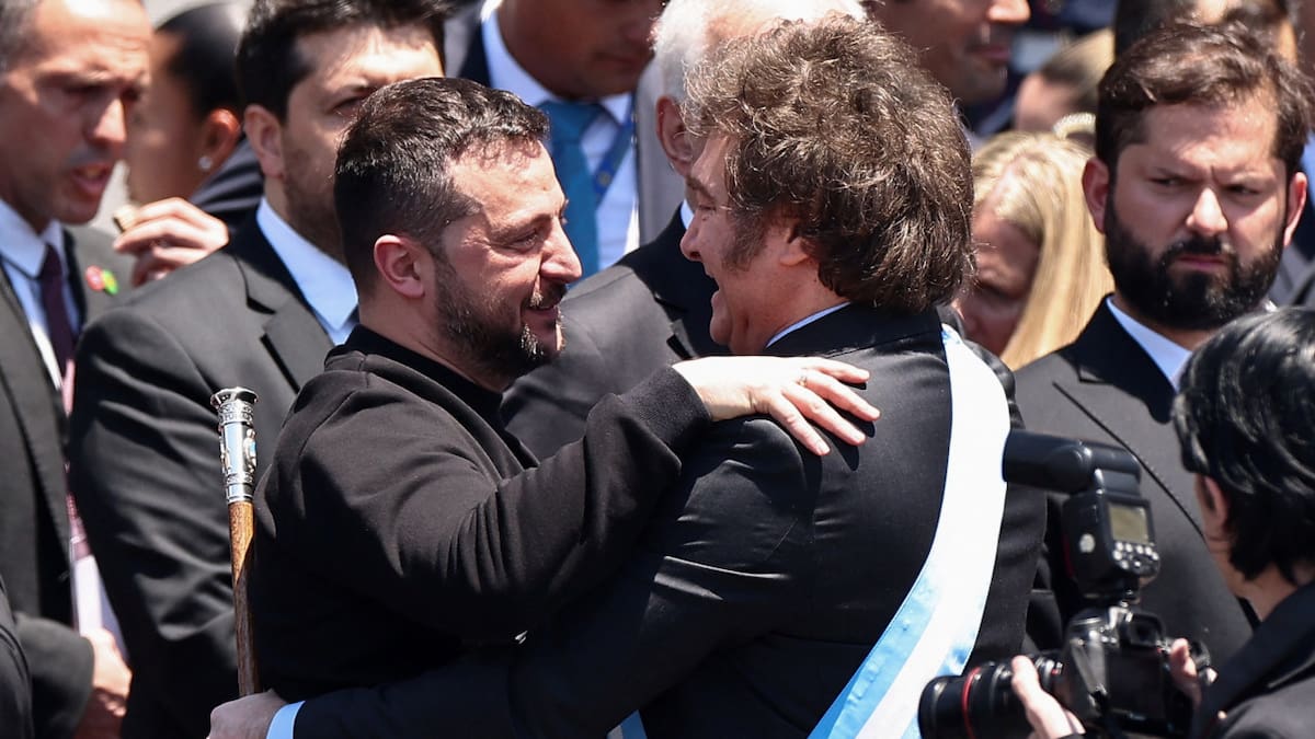 El presidente ucraniano felicitó a Milei tras la victoria en las elecciones.