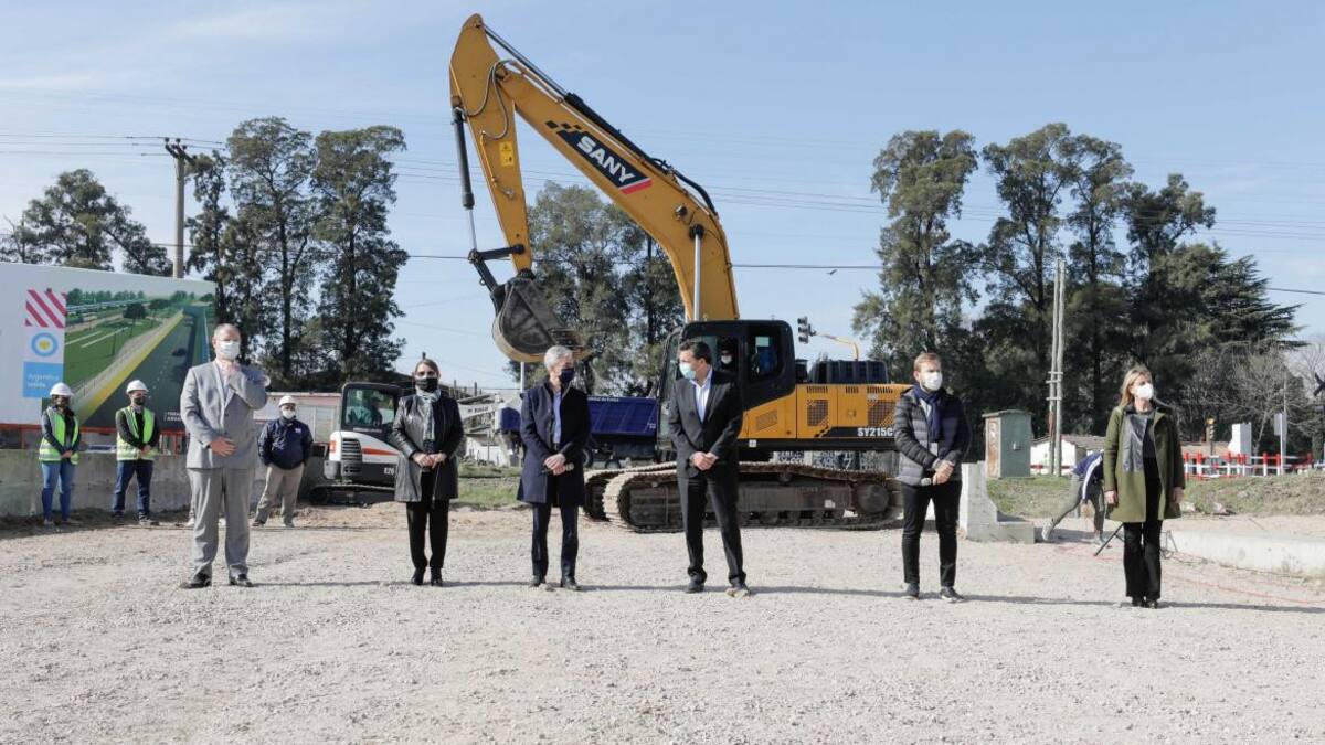 Ministro Meoni y Sergio Massa, obras en Ezeiza