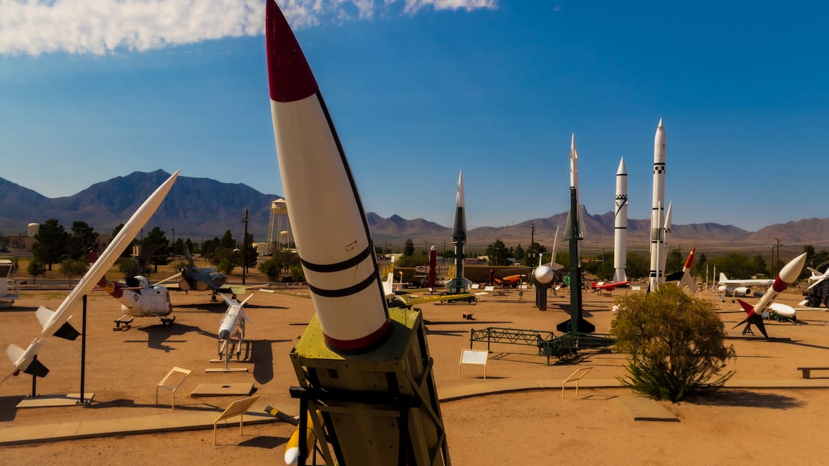 El país de América Latina que busca liderar la industria militar con el desarrollo de su propio misil balístico táctico