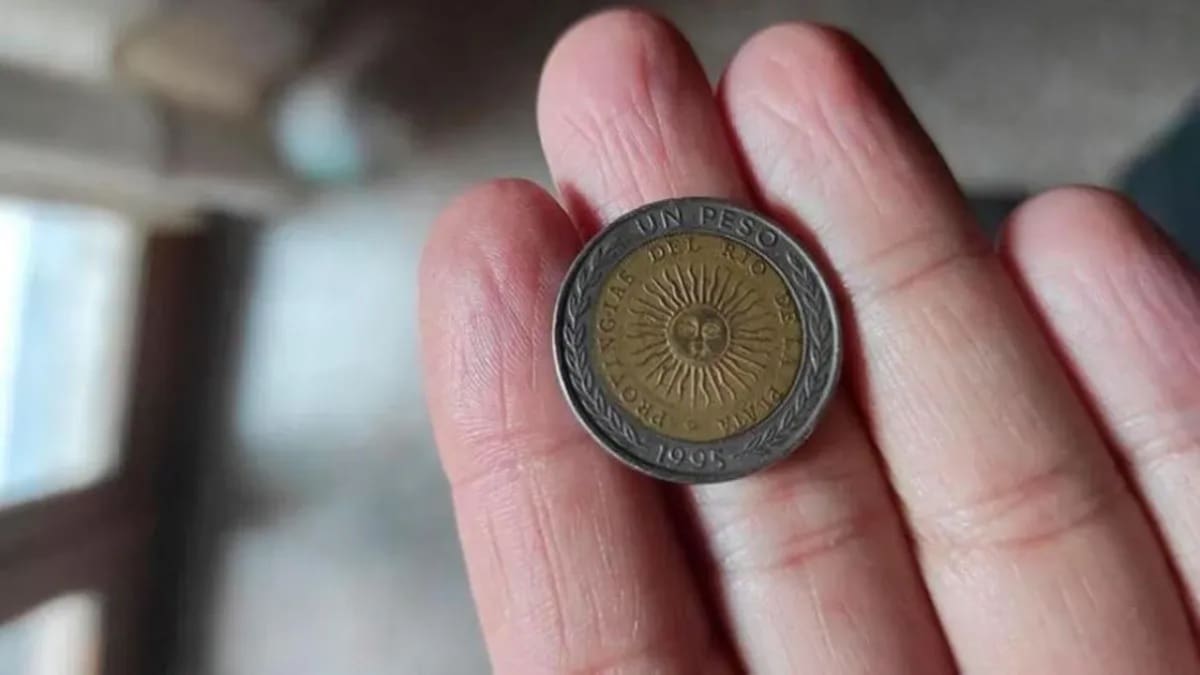 Dentro del mundo de la numismática, una moneda de 1 peso