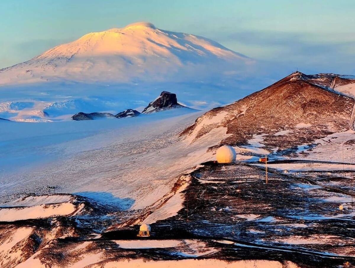 Monte Erebus. Foto Instagram @alexcarrigan16.