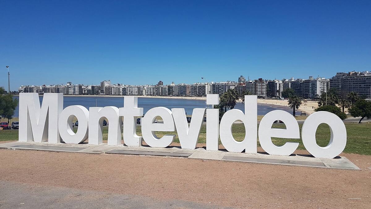Montevideo lidera el ranking del costo de vida en Sudamérica: el puesto de Buenos Aires y el país más caro del mundo