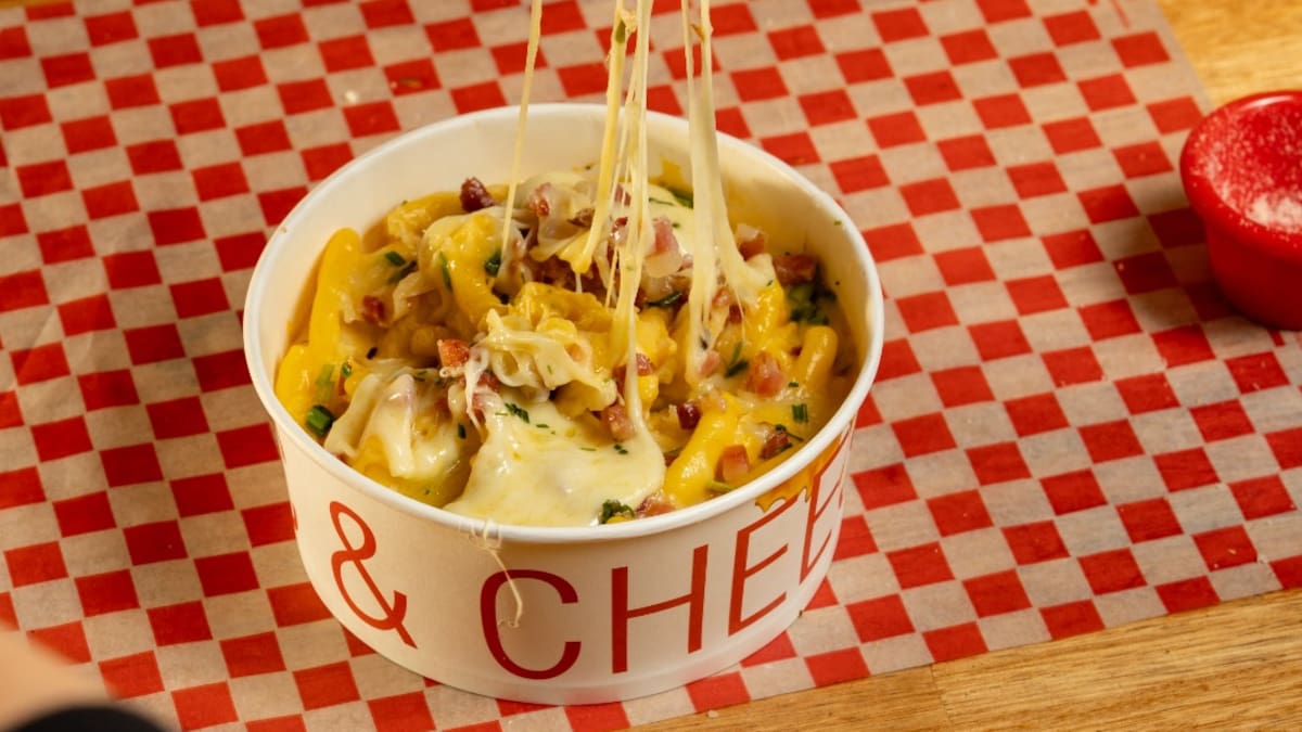 Para disfrutar durante el Mundial: una reconocida cadena de pastas lanzó sus nuevos Mac and Cheese edición limitada