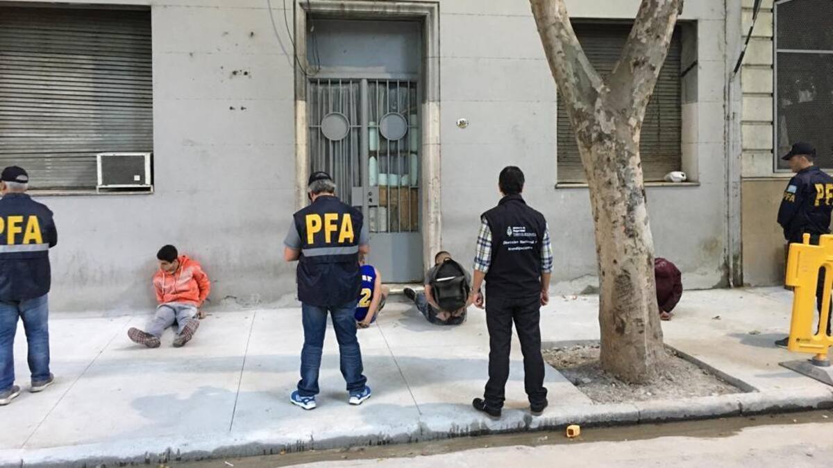 Moto Turros, salidera bancaria en robo a custodio de Juliana Awada