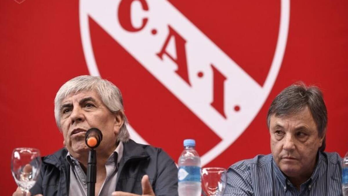 Moyano volvió a apuntar contra la oposición en Independiente. Foto: NA.