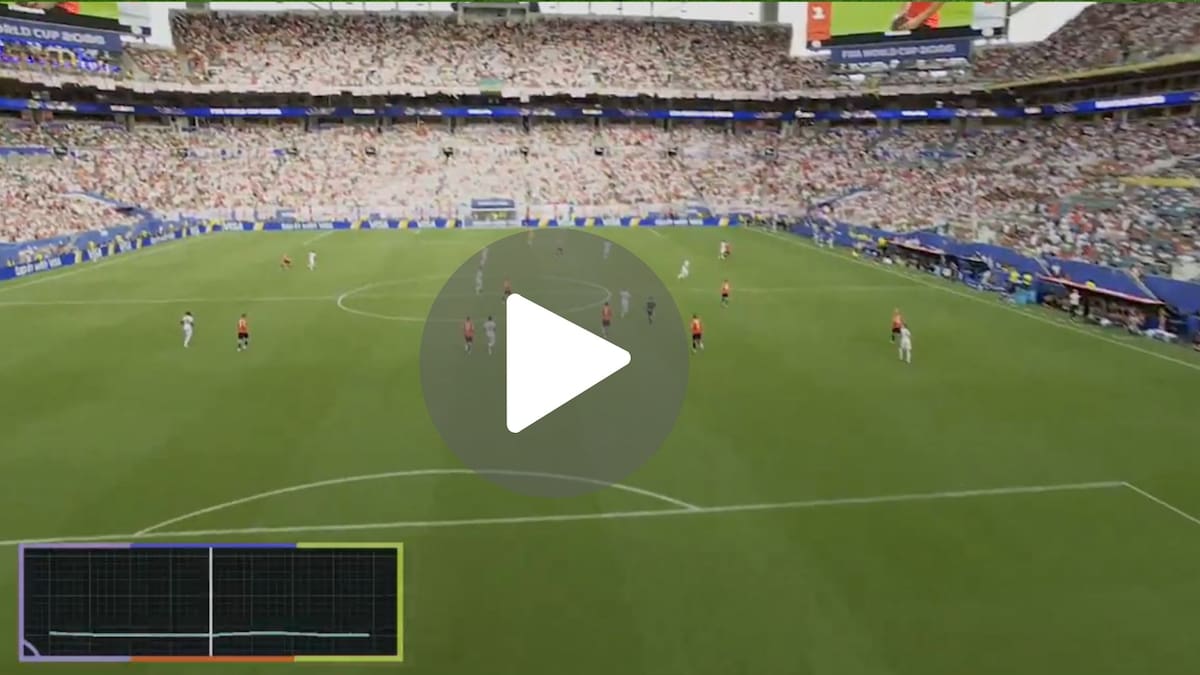 Escándalo en el Mundial: Noruega denunció que un cable de TV desvió la pelota antes del gol de Inglaterra