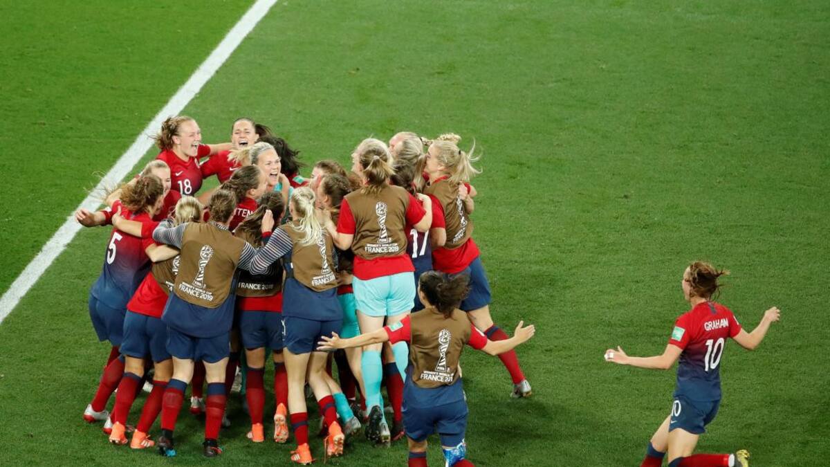 Mundial Femenino 2019: Festejo de Noruega tras eliminar a Australia (Reuters)