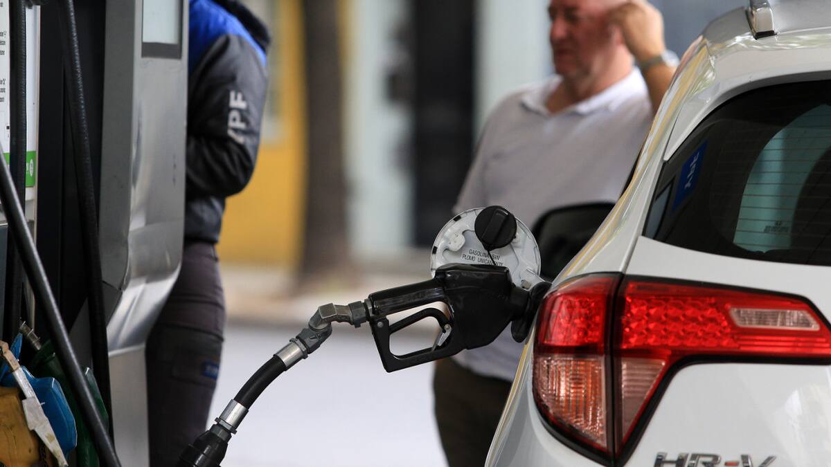 Este país cuenta con el precio más alto de gasolina en toda la región, alcanzando un valor promedio de 1,718 dólares por litro