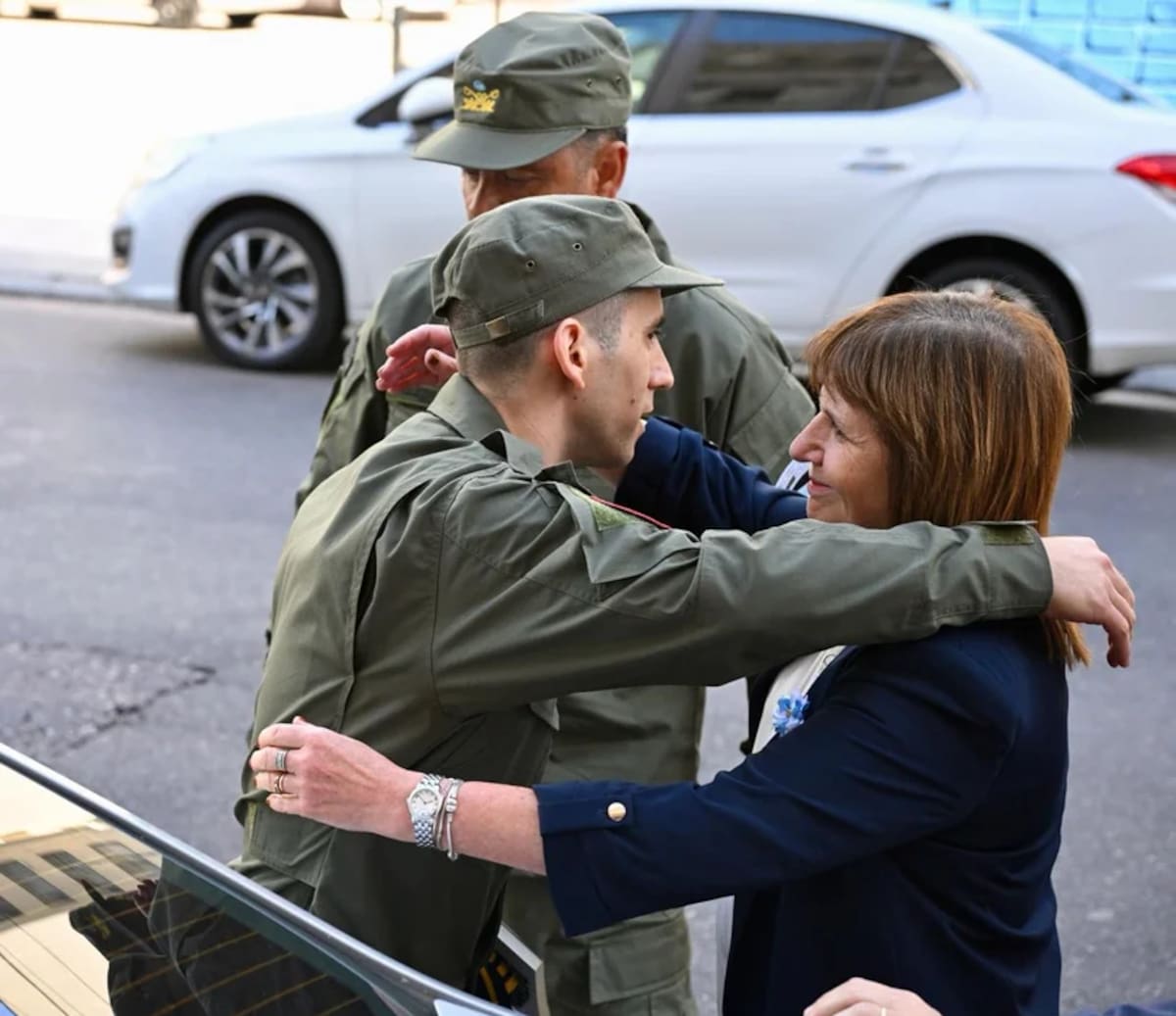 Nahuel Gallo junto a Patricia Bullrich.