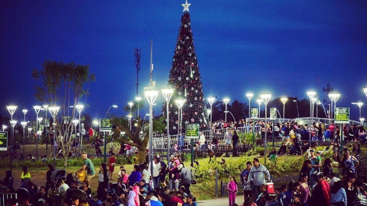 Navidad en el Parque de la Unidad Nacional de Merlo