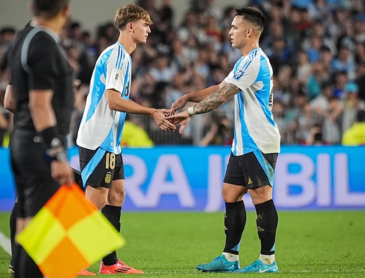 Nico Paz en la Selección Argentina. Foto: Instagram @nicopaz1o