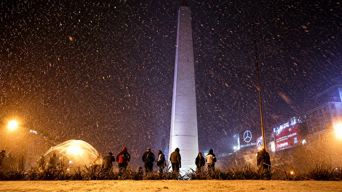 A 19 años de la nevada en Buenos Aires: cómo fue el histórico 9 de julio en el que el AMBA se tiñó de blanco