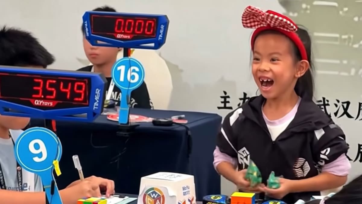 Paso a paso: cómo hizo una niña china de 6 años para armar el cubo Rubik en solo 4,27 segundos y romper el récord