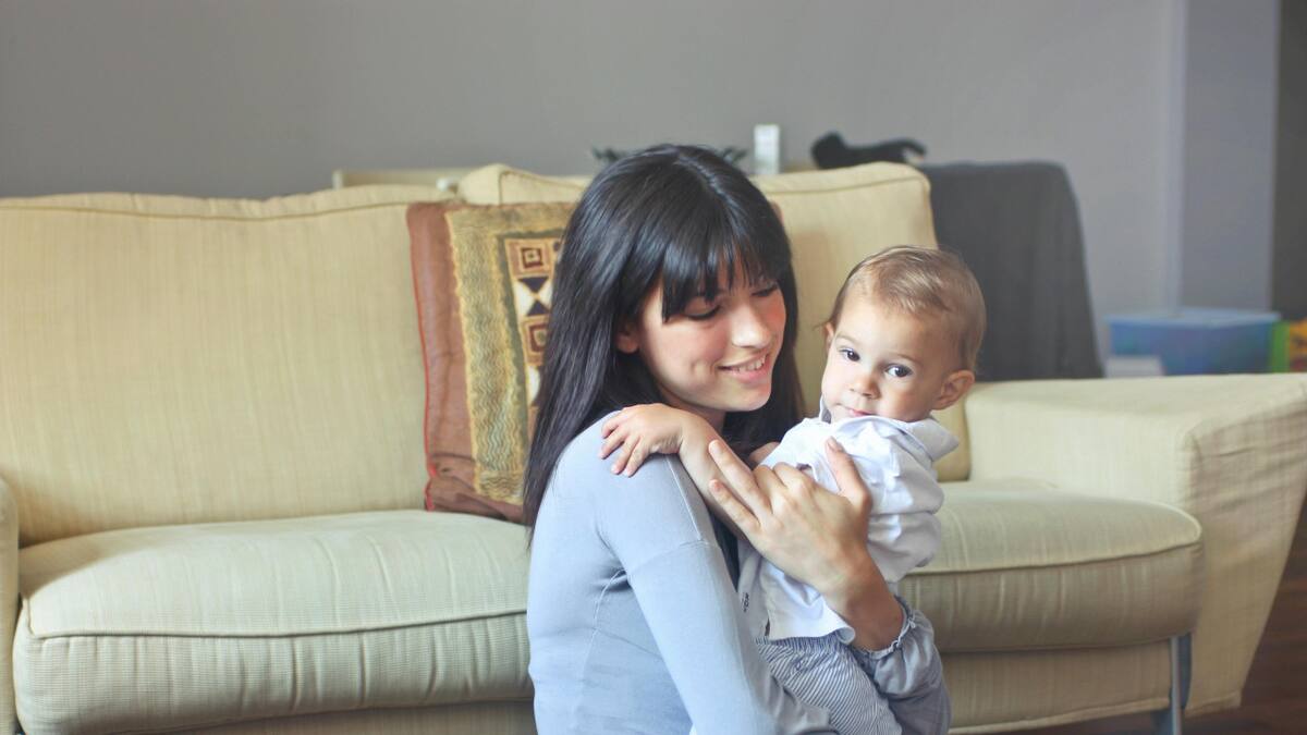 Niñera. Fuente: Pexels.